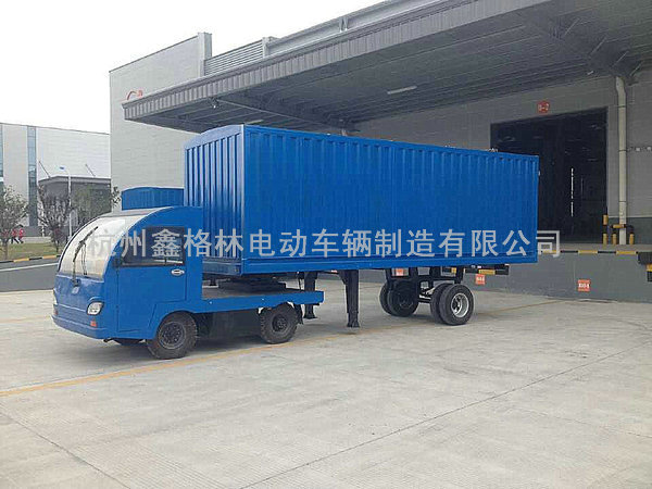 10噸半掛式電動(dòng)牽引車.jpg 10噸半掛式電動(dòng)牽引車.jpg